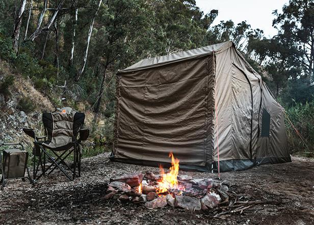 Eyre Peaked Side Panels