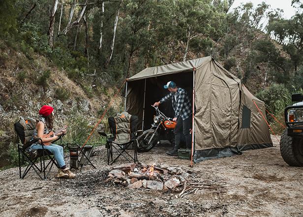 Eyre Peaked Side Panels